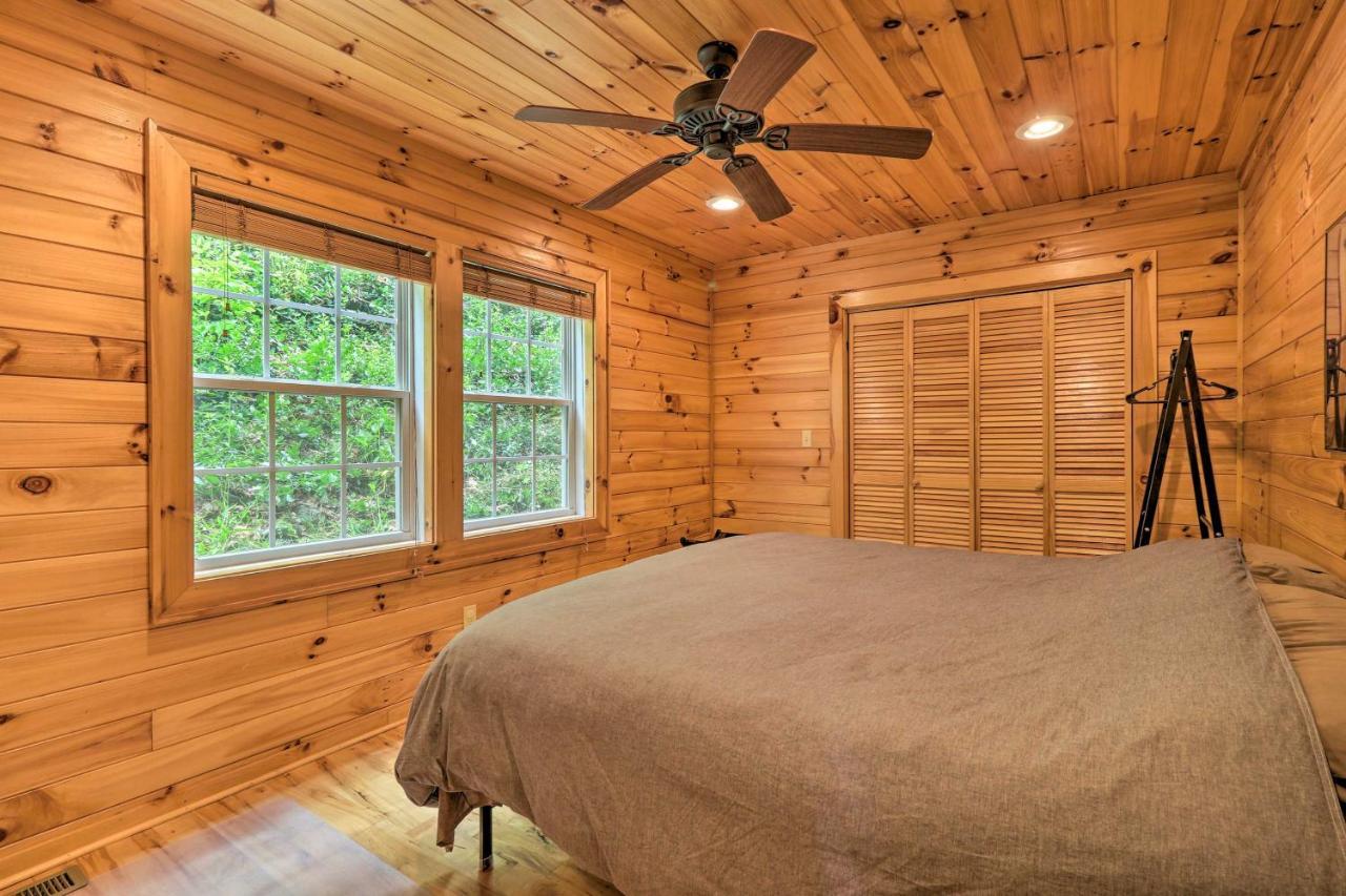 Cozy Boone Cabin With Deck Close To Downtown! Exterior foto